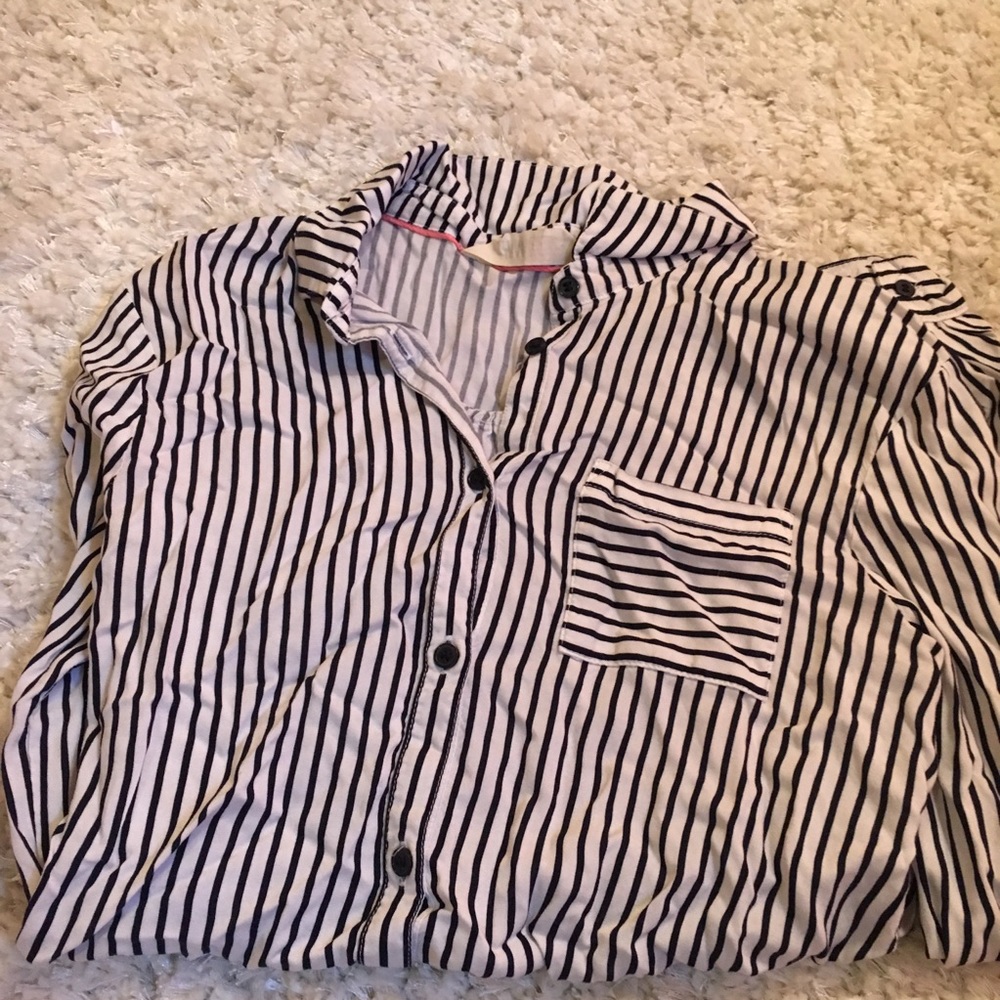 striped blouse